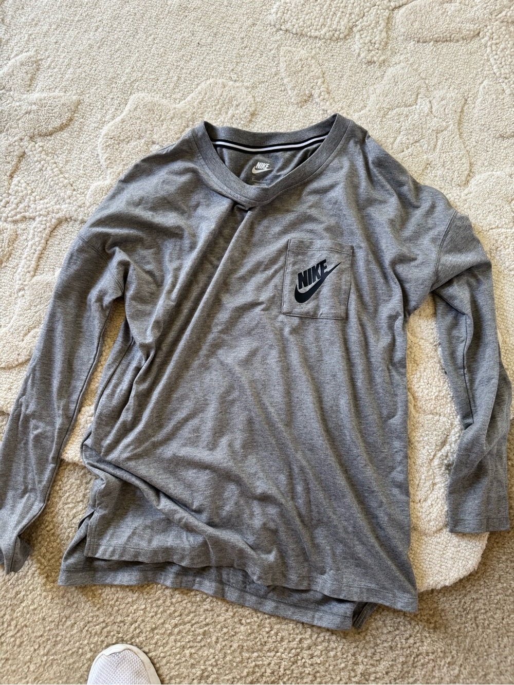 Nike Boys' or Girls Long-Sleeve Pocket Tee — Gray